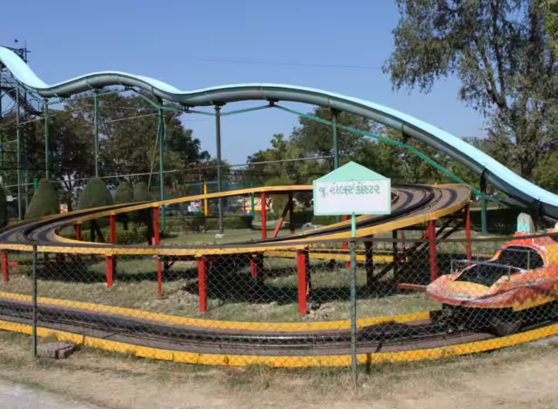 Gujarat Fun World, Vadodara, Gujarat - Vushii.com Gujarat Fun World, Vadodara, Gujarat - Vushii.com